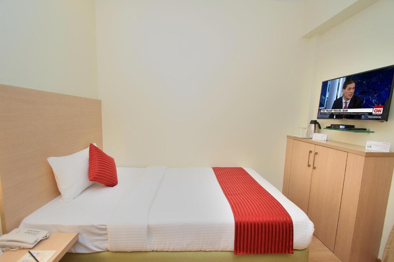 La Sara Regent Hotel Bangalore Luaran gambar