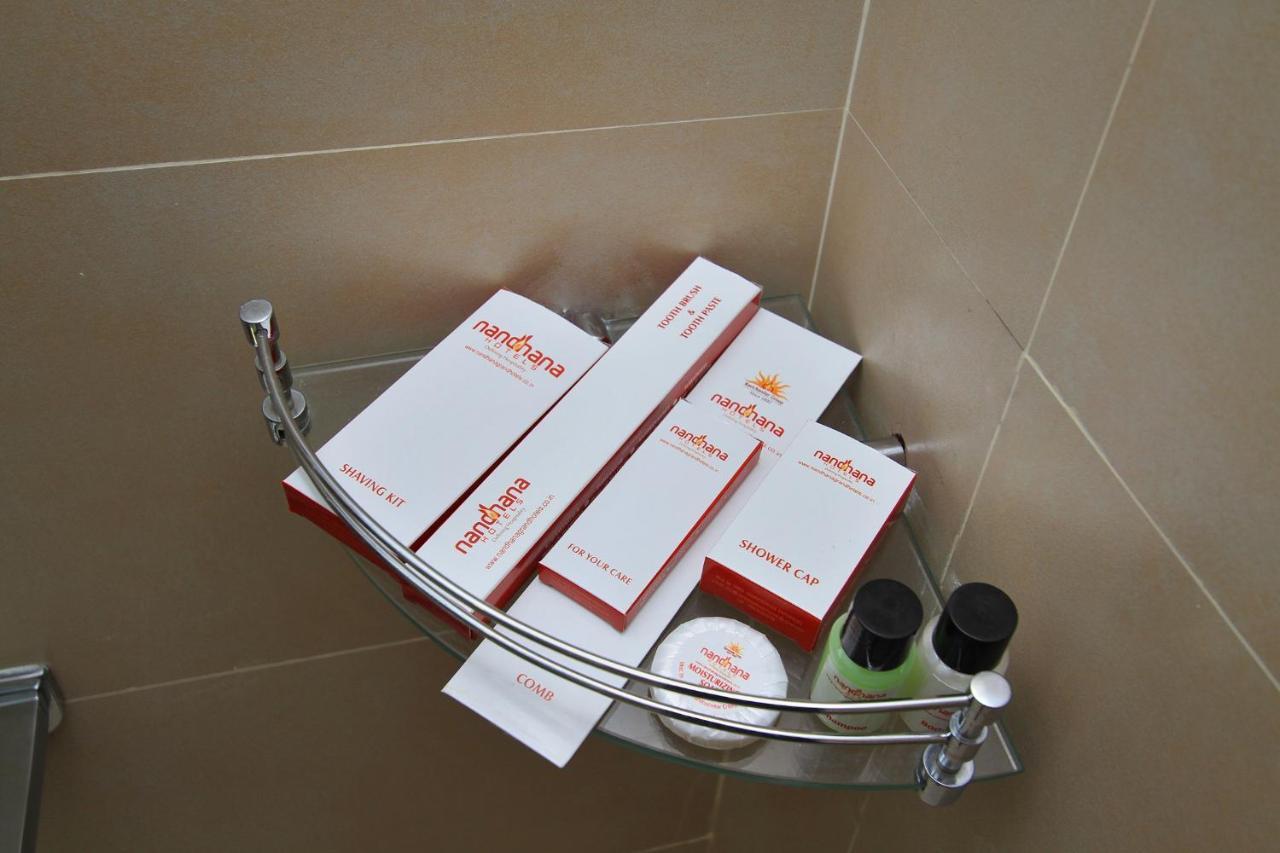 La Sara Regent Hotel Bangalore Luaran gambar