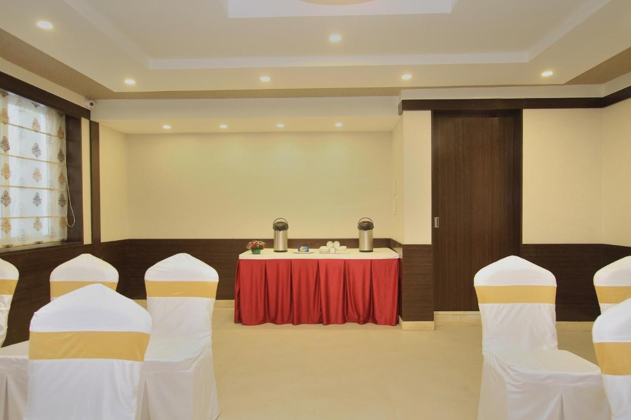 La Sara Regent Hotel Bangalore Luaran gambar