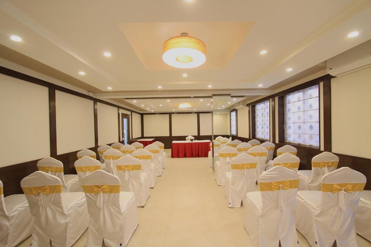 La Sara Regent Hotel Bangalore Luaran gambar