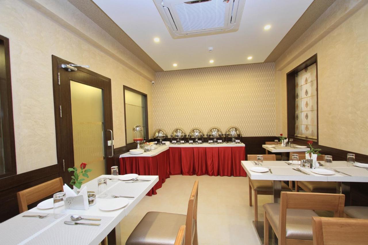 La Sara Regent Hotel Bangalore Luaran gambar