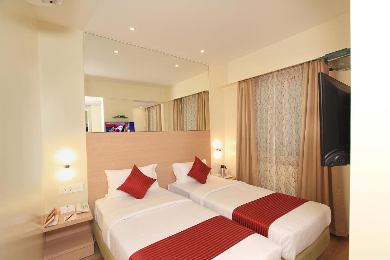 La Sara Regent Hotel Bangalore Luaran gambar